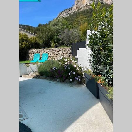 Maison Avec Jardin, Parking Entre Mer Et Montagne Le Revest-le-Eaux Екстер'єр фото