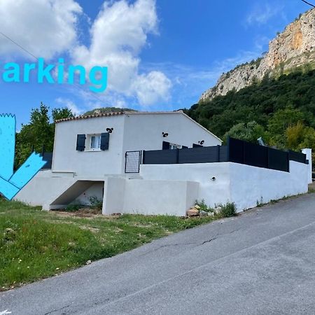 Maison Avec Jardin, Parking Entre Mer Et Montagne Le Revest-le-Eaux Екстер'єр фото